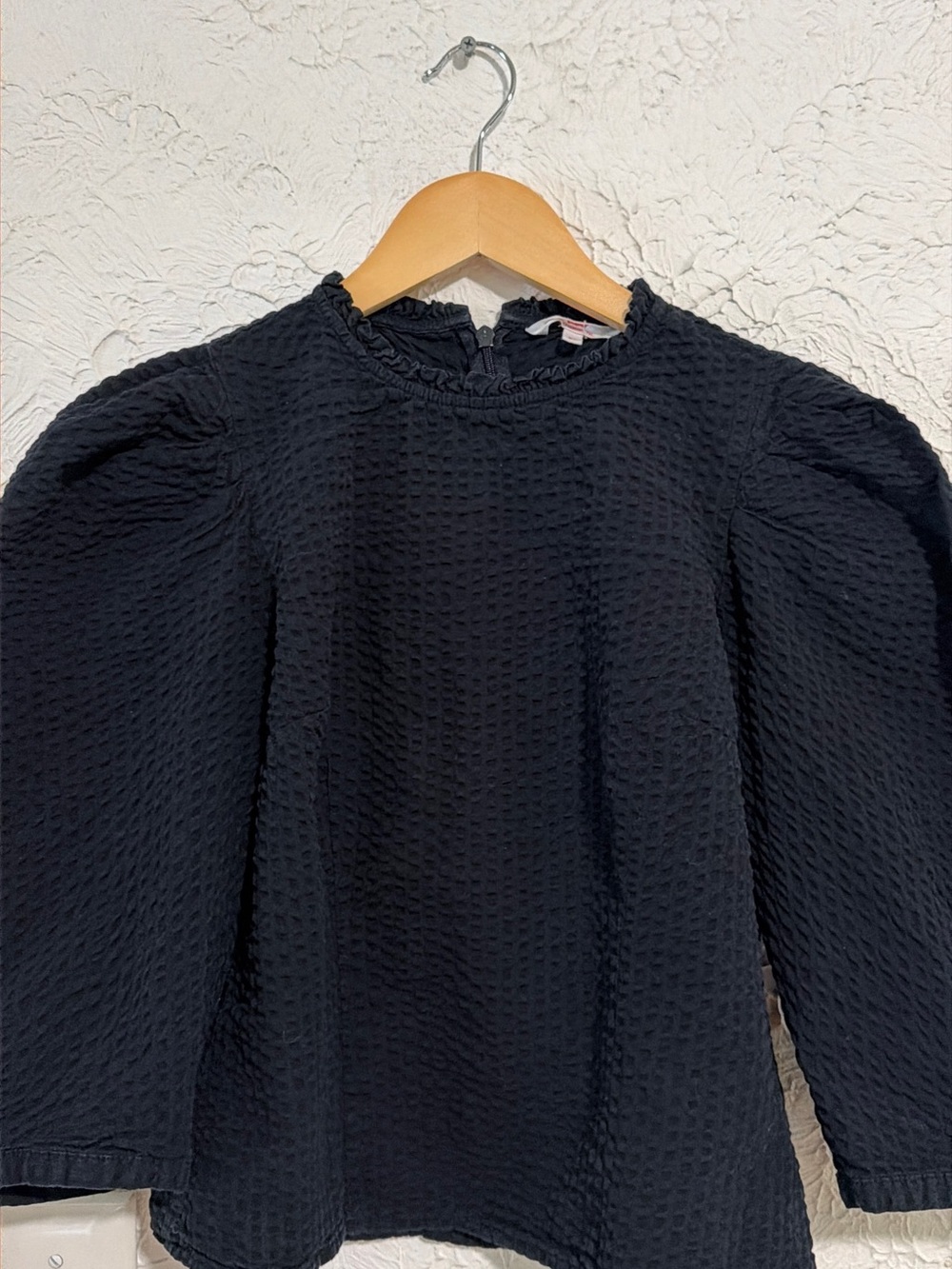 Levi's Puff Sleeve Blouse - Picture 3 of 3
